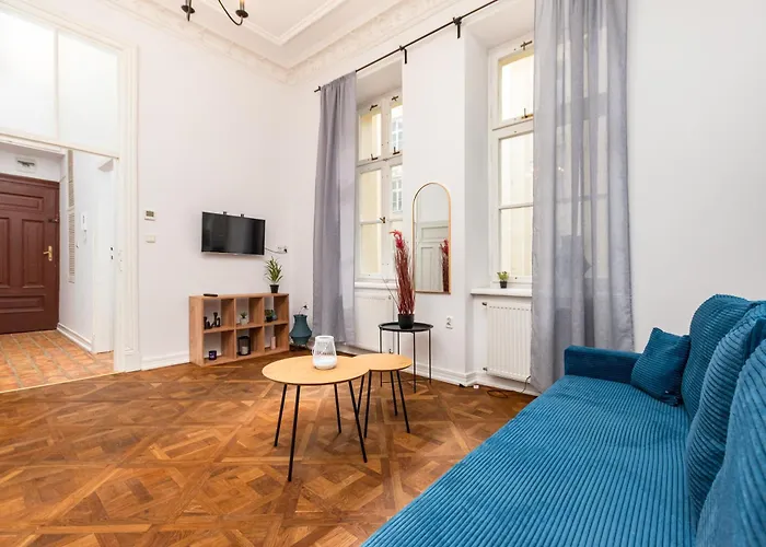 Nowogrodzka 44 By Homeprime *